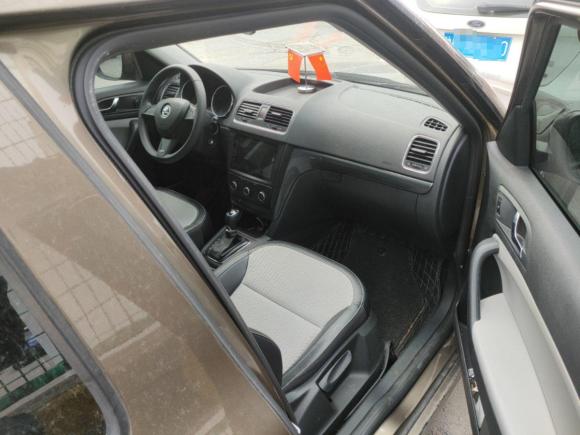 [上海·沪F] 二手斯柯达Yeti2017款 TSI280 DSG前行版