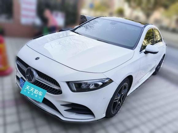 [上海·沪C] 二手奔驰奔驰A级2019款 A 200 L 运动轿车