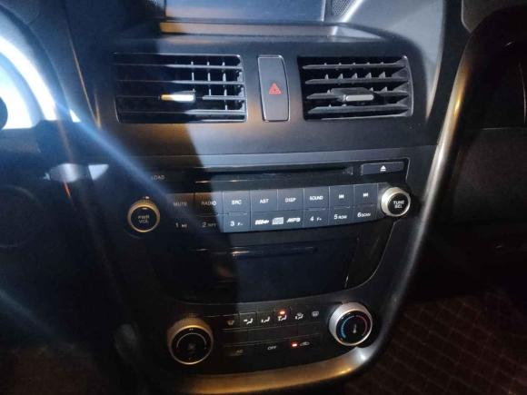 [西安·陕A] 二手奔腾奔腾X802015款 2.0L 自动舒适周年纪念型