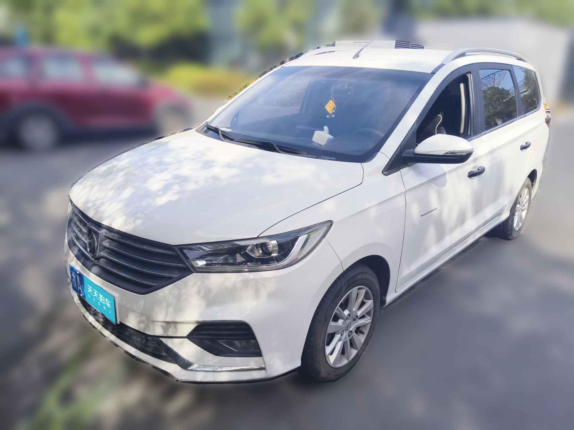 [杭州·浙A] 宝骏宝骏3602018款 1.5L 手动精英型 国V