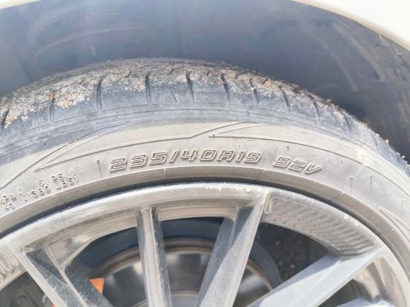 [青岛·鲁B] 二手长安长安UNI-V2022款 1.5T 运动版