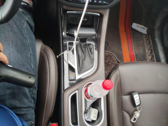 [上海·贵C] 二手长安长安CS35PLUS2018款 1.6L 自动畅联版 国V