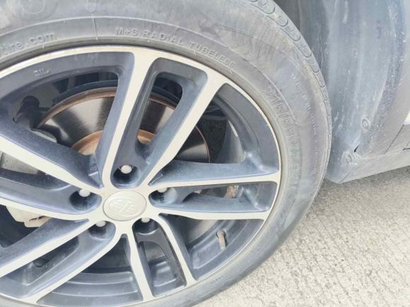 [义乌·浙D] 二手奔腾奔腾X402017款 1.6L 自动豪华型