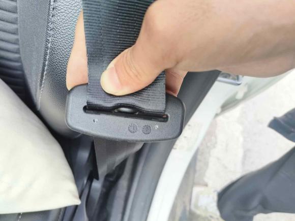 [成都·川A] 二手福特福克斯2017款 两厢 1.6L 自动风尚型智行版