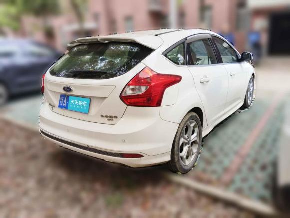 [武汉·鄂A] 二手福特福克斯2012款 两厢 2.0L 手动豪华运动型