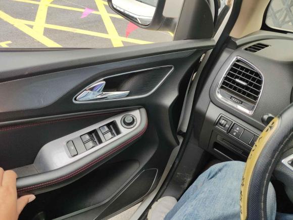 [义乌·浙G] 二手宝骏宝骏5602015款 1.8L 手动豪华型