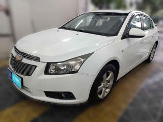 雪佛兰科鲁兹2013款掀背1.6L自动豪华型