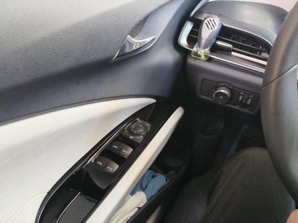 [上海·沪A] 二手别克微蓝62019款 互联智享型