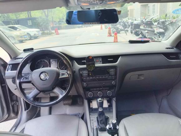 [上海·苏E] 二手斯柯达明锐2015款 1.4TSI DSG逸俊版