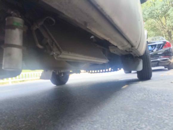 [杭州·浙A] 二手依维柯依维柯褒迪2012款 2.5T-A32 基本型