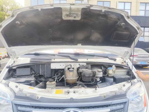 [上海·沪K] 二手上汽大通MAXUS新途V802021款 2.0T 手动经典城配王长轴中顶3座