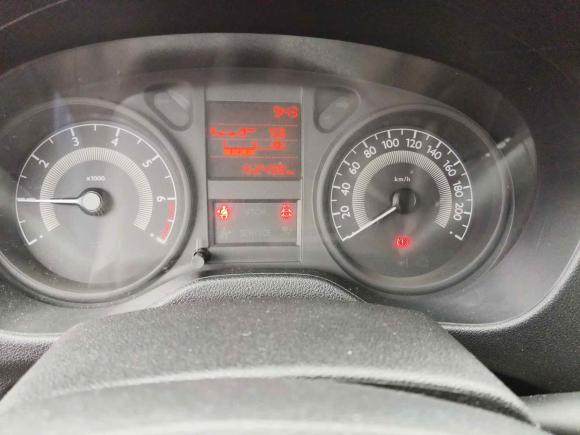 [南昌·赣A] 二手标致标致3012016款 1.6L 手动舒适版