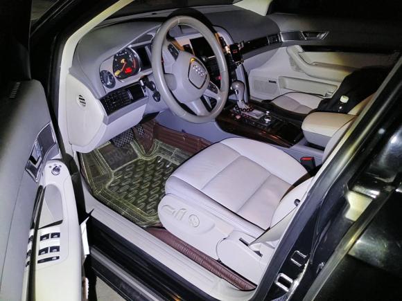 [成都·川A] 二手奥迪奥迪A6L2010款 2.4L 舒适型