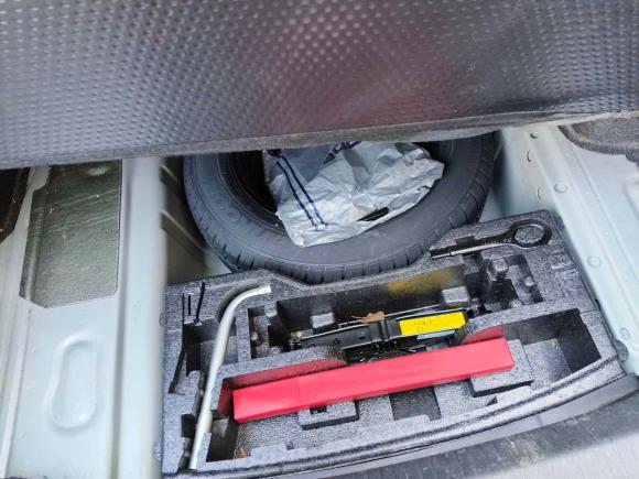 [济南·鲁A] 二手大众朗逸2013款 改款经典 1.6L 手动风尚版