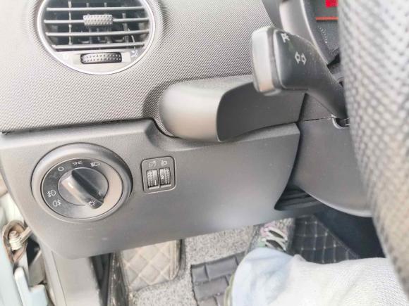 [义乌·浙C] 二手大众甲壳虫2008款 2.0 AT 标配版