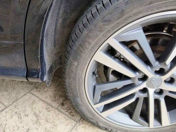 [芜湖·粤A] 二手奥迪奥迪Q5L2020款 改款 40 TFSI 荣享时尚型