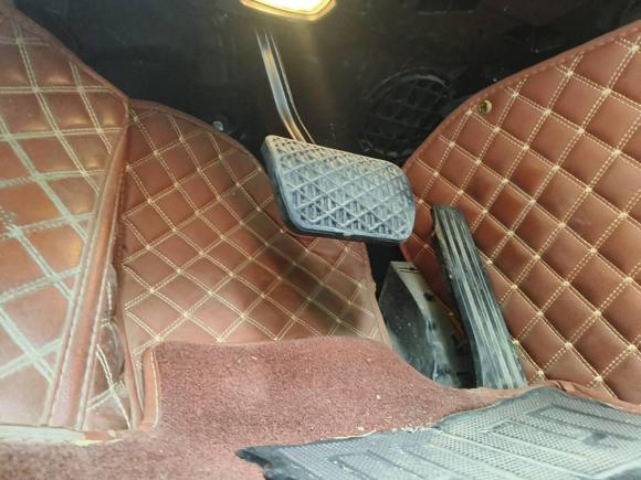 [西安·陕A] 二手奔驰奔驰C级2019款 C 180 L 时尚型运动版