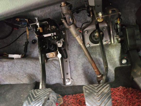 [湖州·浙E] 二手起亚起亚K22011款 三厢 1.4L MT TOP