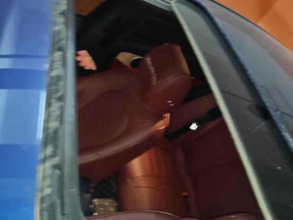 [武汉·鄂A] 二手奔驰奔驰C级2018款 C 200 运动版