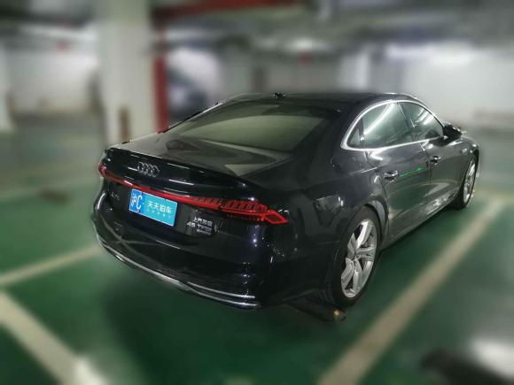 [上海·沪C] 二手奥迪奥迪A7L2022款 45 TFSI quattro S-line 见远型流晶套装