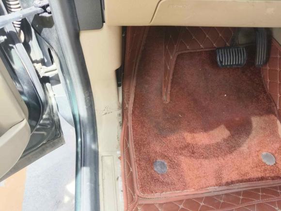 [青岛·鲁B] 二手路虎神行者22010款 2.2 TD4 自动SE柴油版