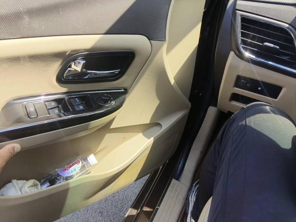 [上海·鲁H] 二手五菱汽车五菱宏光2015款 1.5L S1舒适国V