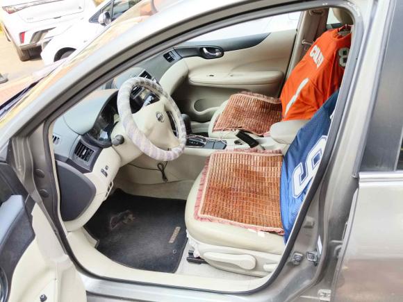 [上海·沪C] 二手日产骐达TIIDA2011款 1.6L CVT舒适型