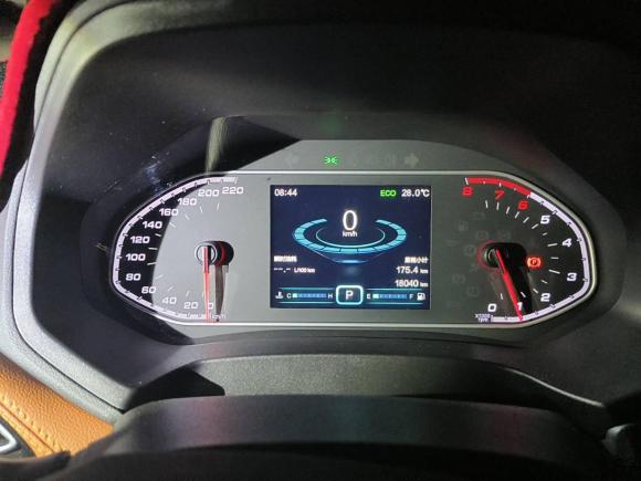 [上海·皖B] 二手奇瑞瑞虎72016款 2.0L CVT耀臻版