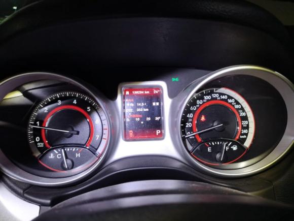 [南京·苏A] 二手道奇酷威2013款 2.4L 两驱尊尚版