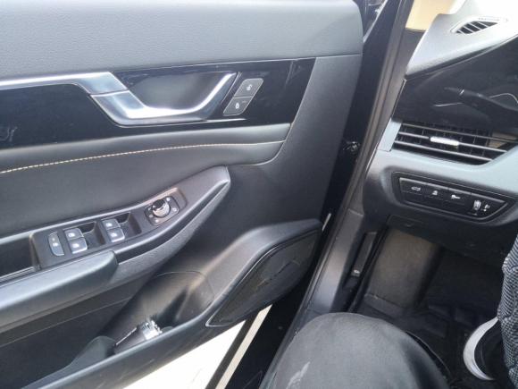 [青岛·鲁U] 二手奔腾奔腾B702021款 1.5T 自动悦享型