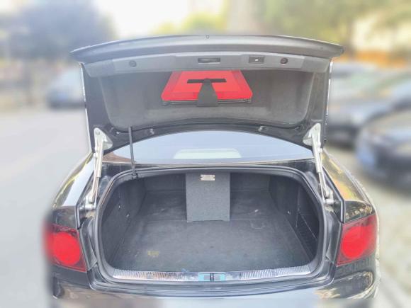 [上海·鲁H] 二手大众辉腾2007款 3.2L V6 5座基本版