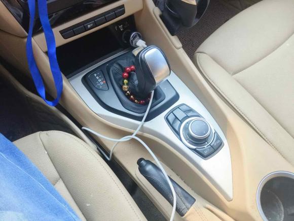 [上海·苏F] 二手宝马宝马X12012款 sDrive18i豪华型