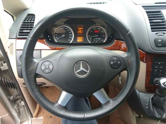 [深圳·粤B] 二手奔驰唯雅诺2013款 3.0L 礼遇版