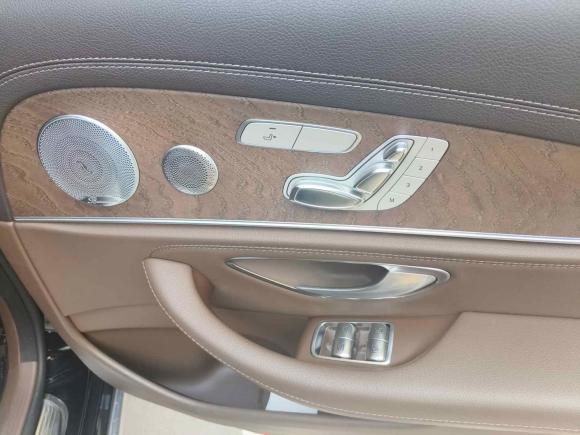 [深圳·粤B] 二手奔驰奔驰E级2018款 改款 E 300 L 豪华型