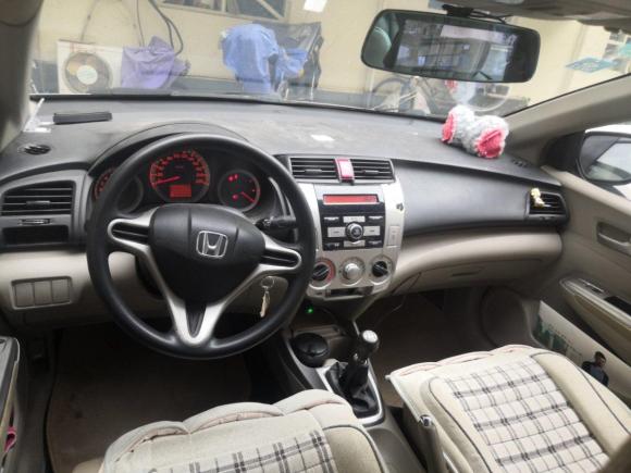 [湖州·浙E] 二手本田锋范经典2008款 1.5L 手动精英版