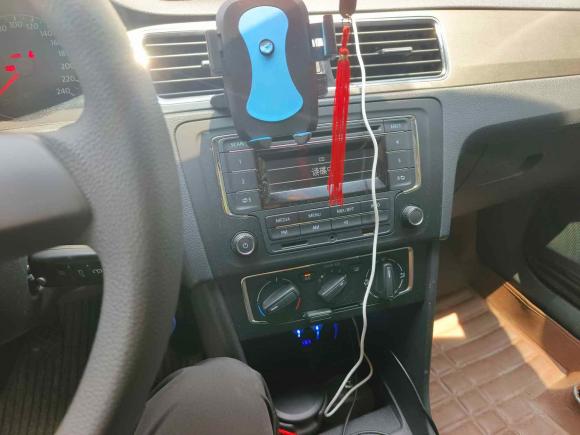 [上海·陕F] 二手大众桑塔纳2015款 1.6L 手动舒适版