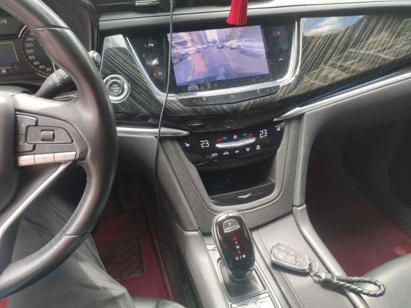 [杭州·浙A] 二手凯迪拉克凯迪拉克XT62020款 28T 七座四驱豪华型