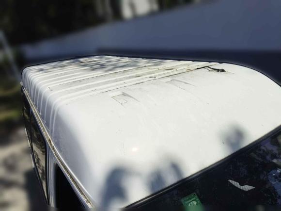 [上海·沪C] 二手福特经典全顺2013款 2.8T柴油冰白物流车长轴中顶JX493ZLQ4