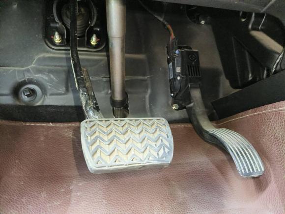 [上海·浙D] 二手驭胜驭胜S3502014款 2.4T 自动两驱柴油豪华天窗版5座