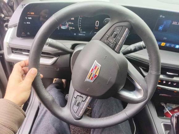 [南京·苏A] 二手凯迪拉克凯迪拉克XT42024款 28T 两驱豪华型