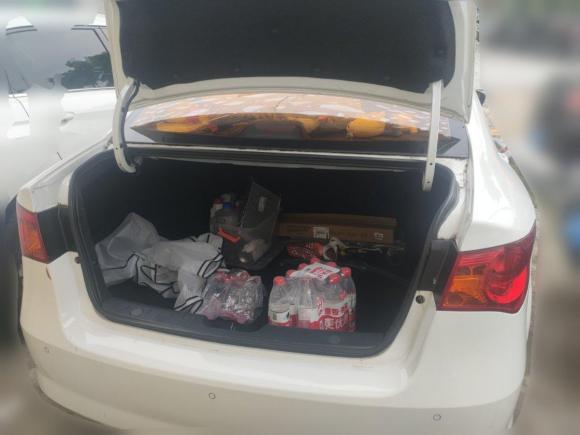 [无锡·苏E] 二手荣威荣威3502015款 1.5L 手动豪华天窗版