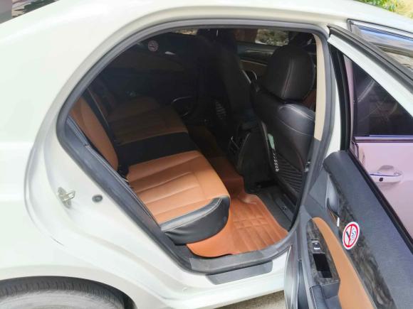 [上海·沪A] 二手比亚迪秦新能源2018款 1.5T 智联尊贵型