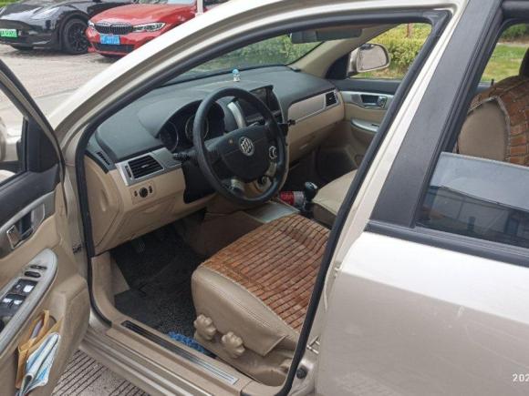 [上海·沪B] 二手别克凯越2013款 1.5L 手动经典型