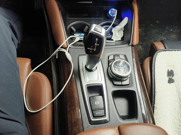[上海·贵A] 二手宝马宝马X62014款 xDrive35i 运动型