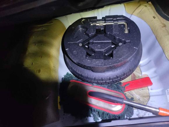 [南京·苏A] 二手别克凯越2015款 1.5L 自动经典型