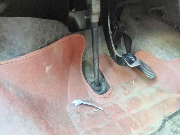 [嘉兴·浙F] 二手上汽大通MAXUS新途V802015款 2.5T AMT傲运通版短轴中顶