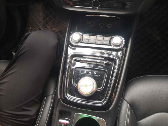 [成都·川A] 二手荣威荣威Ei52018款 互联网豪华版