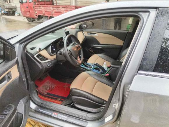 [湖州·浙E] 二手雪佛兰科鲁泽2020款 320 自动悦享版