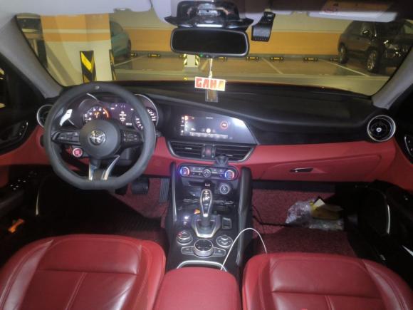 [杭州·浙A] 二手阿尔法·罗密欧Giulia朱丽叶2020款 2.0T 280HP 赛道限量版