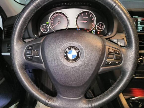 [南京·苏A] 二手宝马宝马X32016款 sDrive20i